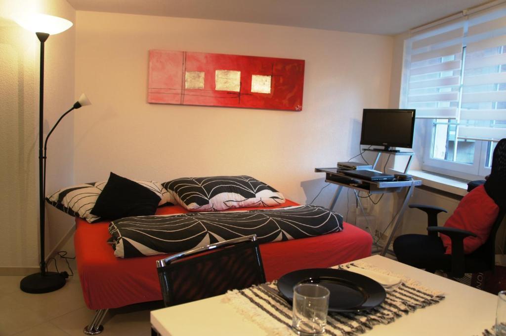 Studio-Appartment Horgen Room photo